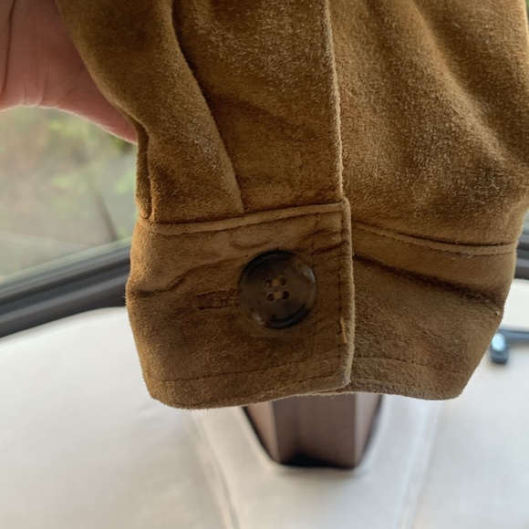 SOLD - Not For Sale
DANIER HOODED SUEDE BOMBER JACKET - Picture 3 of 9